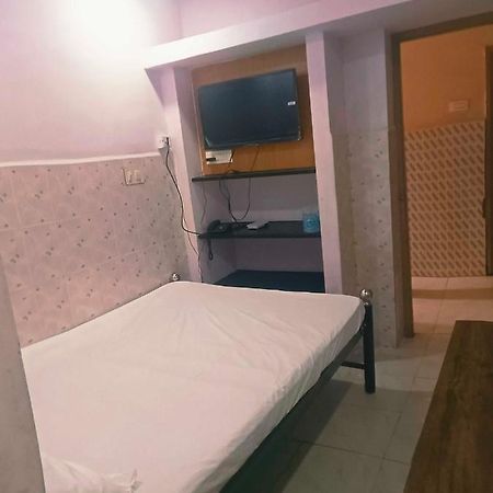 Spot On Sri Krish Hotel Vellore Luaran gambar