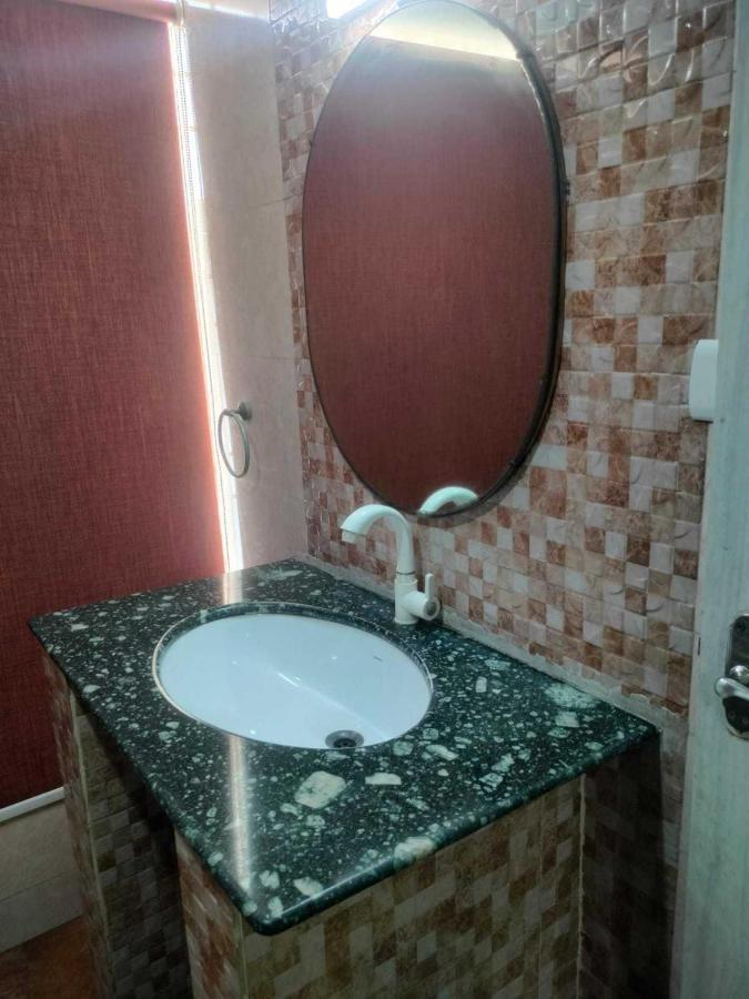 Spot On Sri Krish Hotel Vellore Luaran gambar